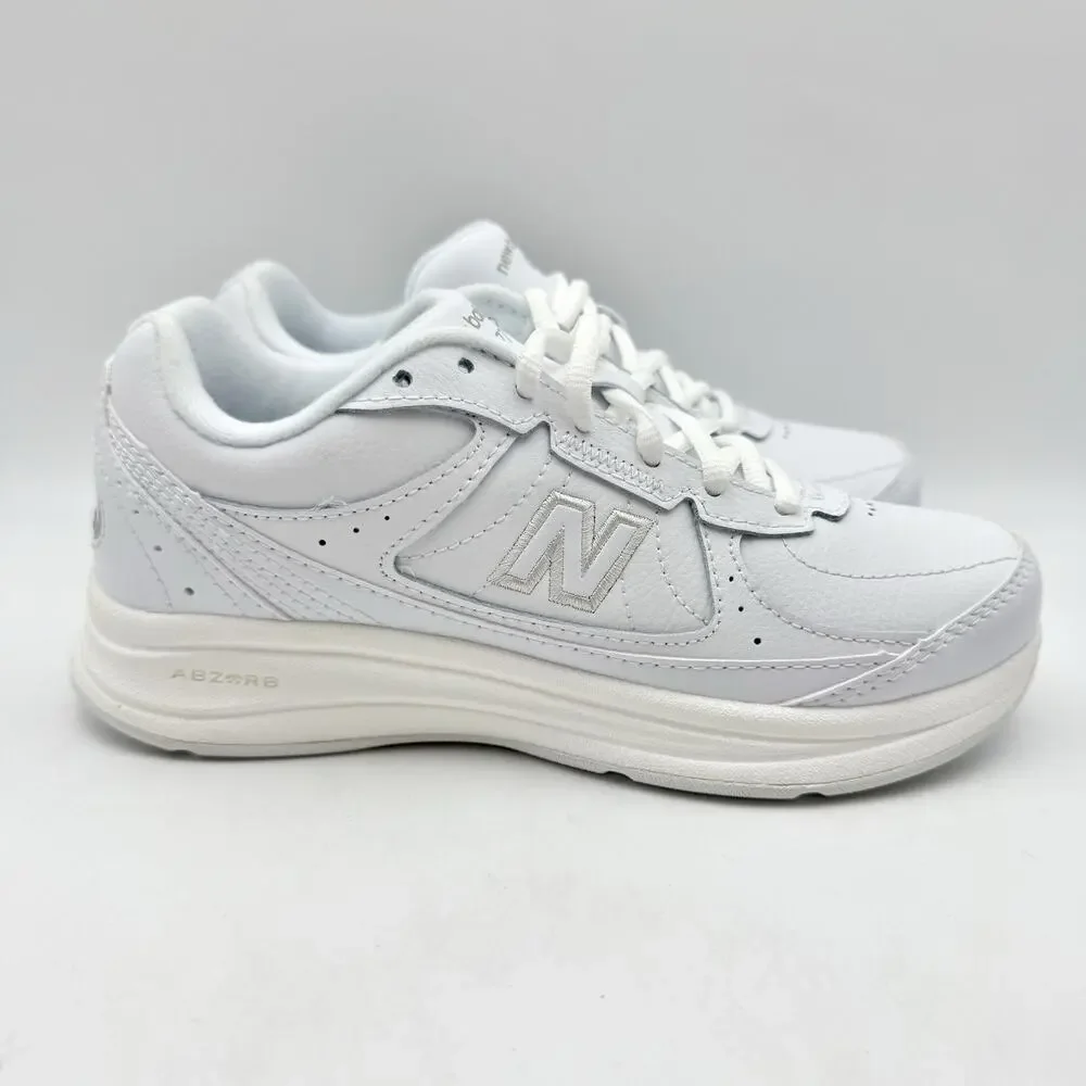 New Balance Womens 577 Walking Sneakers US 5 EU 35 White Athletic EUC